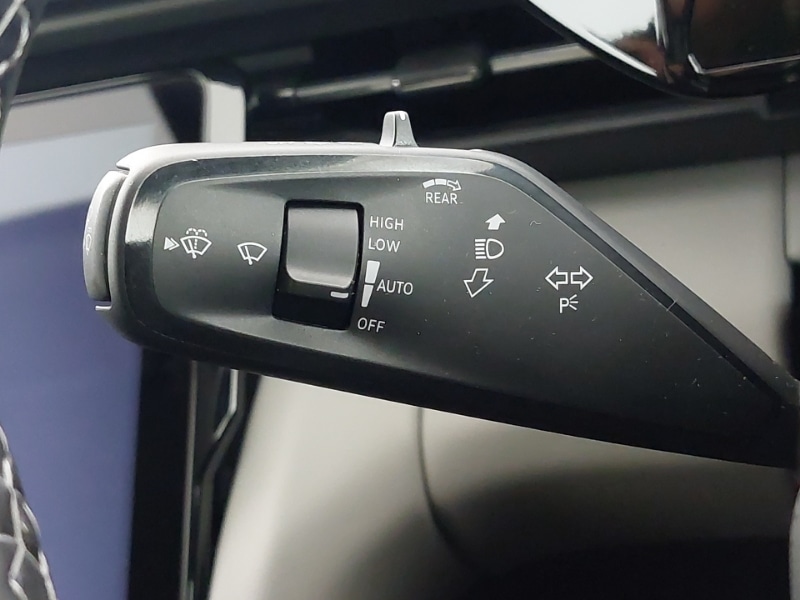 Used Ford Explorer 2025 for sale - 76721852: Photo 13