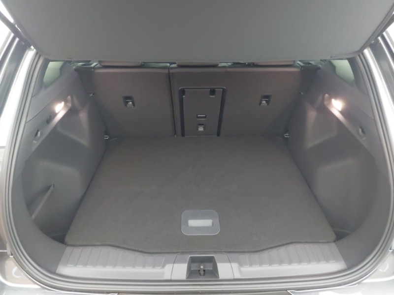 Used Ford Explorer 2025 for sale - 76721852: Photo 8