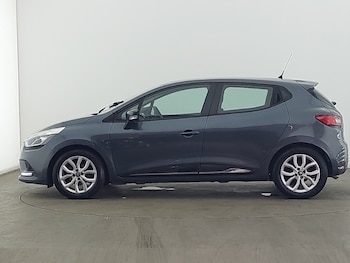 Used Renault Clio 2017 for sale - 79020227: Photo
