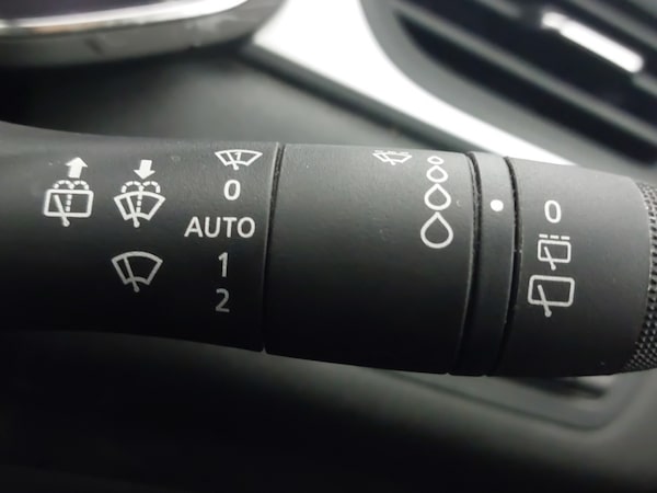 Used Renault Captur 2022 for sale - 76311602: Photo 18
