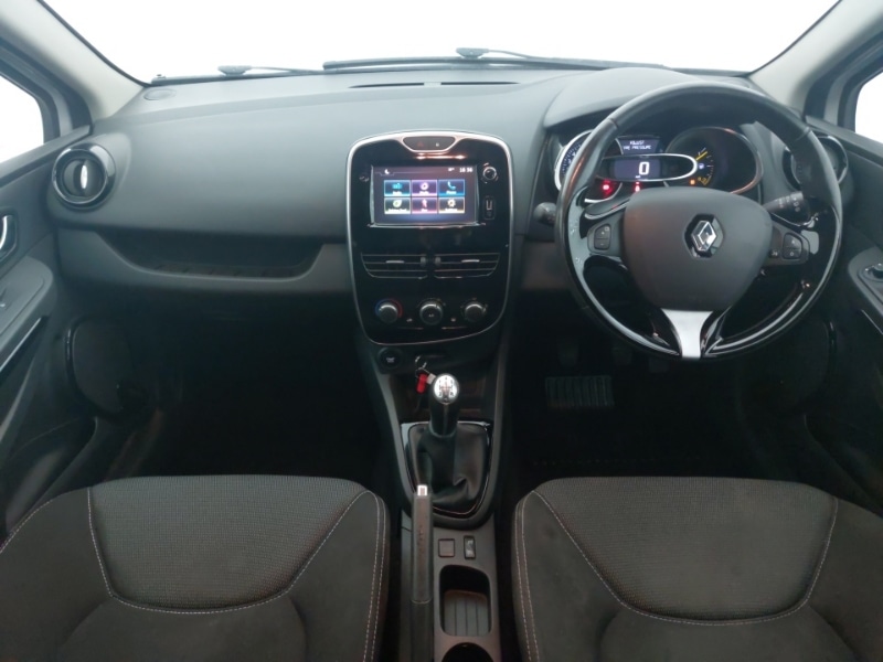 Used Renault Clio 2015 for sale - 76369567: Photo 2