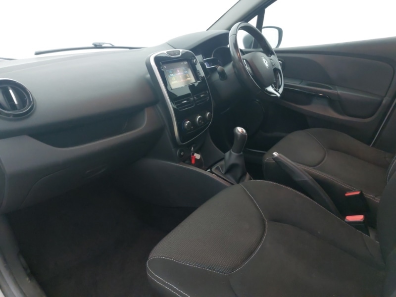 Used Renault Clio 2015 for sale - 76369567: Photo 5