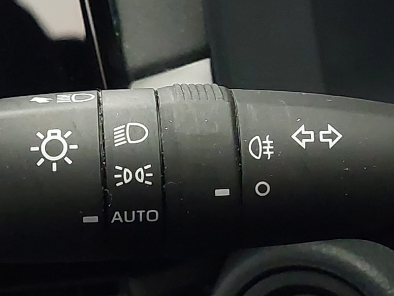 Used Toyota C-HR 2024 for sale - 76358699: Photo 17