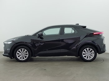 Used Toyota C-HR 2024 for sale - 76358699: Photo