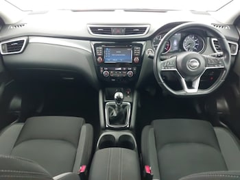 Used Nissan Qashqai 2018 for sale - 79100930: Photo