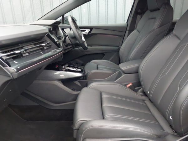 Used Audi Q4 e-tron 2024 for sale - 76271954: Photo 5