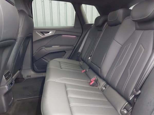 Used Audi Q4 e-tron 2024 for sale - 76271954: Photo 6