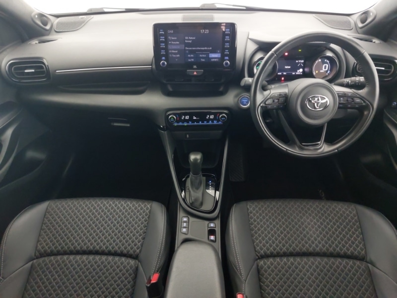 Used Toyota Yaris 2022 for sale - 77651748: Photo 2