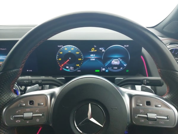 Used Mercedes-Benz EQB 2022 for sale - 76282273: Photo 10