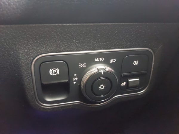 Used Mercedes-Benz EQB 2022 for sale - 76282273: Photo 17