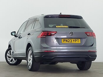 Used Volkswagen Tiguan Allspace 2023 for sale - 78147189: Photo