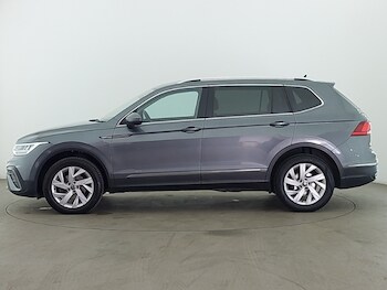 Used Volkswagen Tiguan Allspace 2023 for sale - 78147189: Photo
