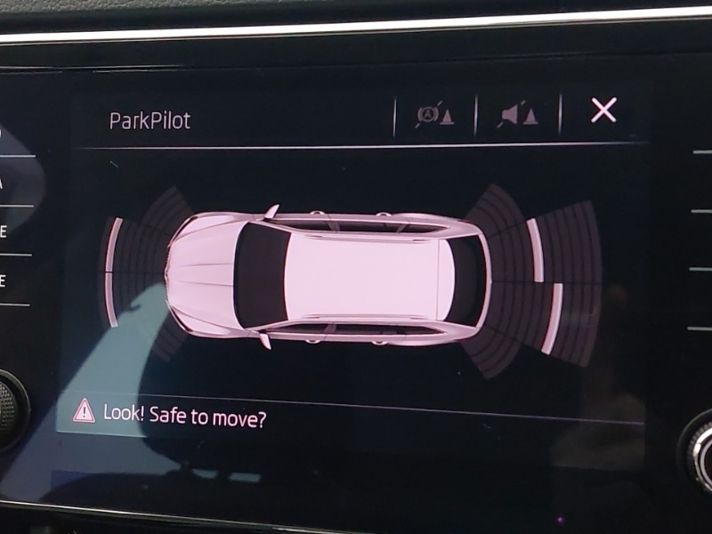 Used Skoda Superb 2018 for sale - 76864341: Photo 11