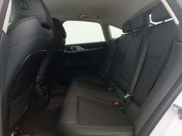 Used BMW i4 2024 for sale - 76187774: Photo 6