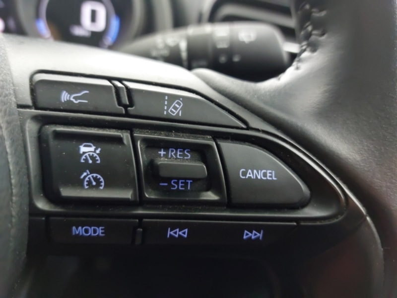 Used Toyota Yaris Cross 2023 for sale - 77385831: Photo 19