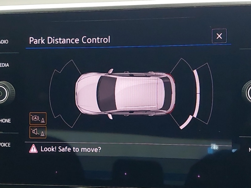 Used Volkswagen T-Roc 2023 for sale - 77651775: Photo 11