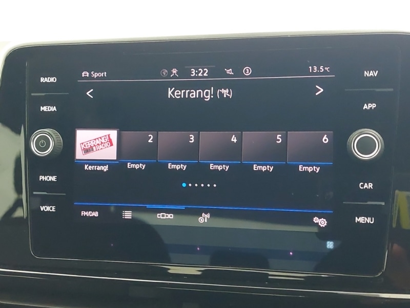 Used Volkswagen T-Roc 2023 for sale - 77651775: Photo 13