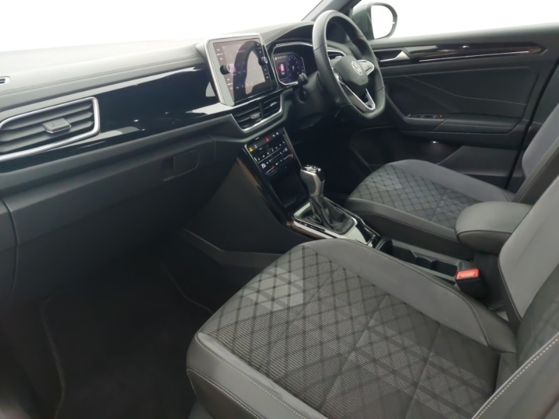 Used Volkswagen T-Roc 2023 for sale - 77651775: Photo 5