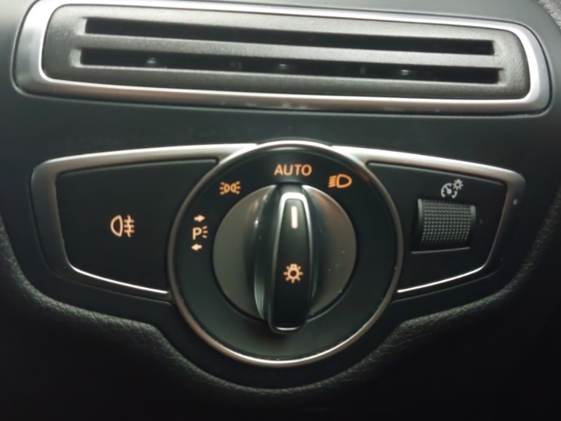 Used Mercedes-Benz C Class 2021 for sale - 76195285: Photo 17