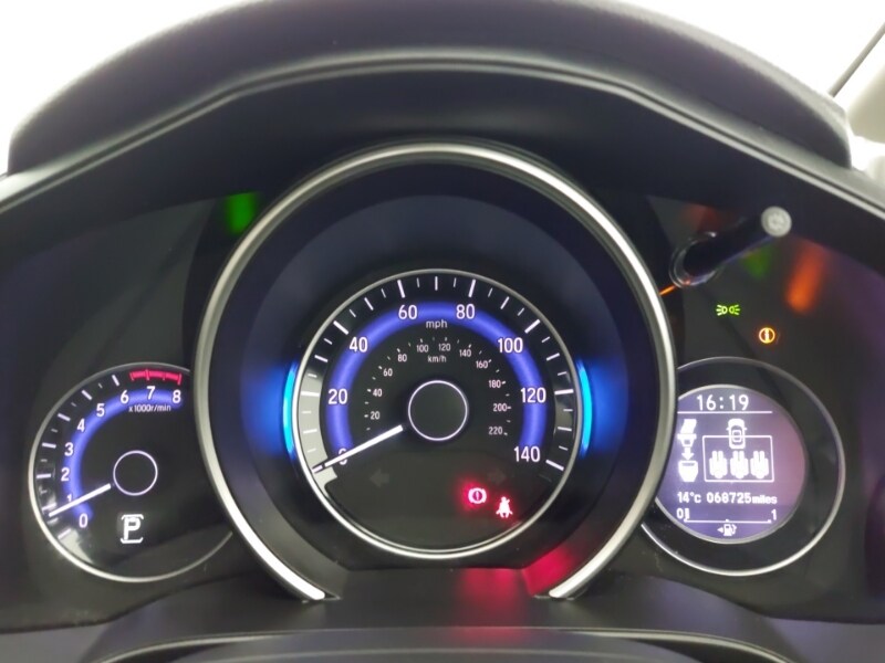 Used Honda Jazz 2019 for sale - 77228870: Photo 10