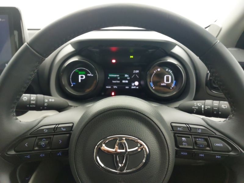 Used Toyota Yaris 2023 for sale - 76471570: Photo 19