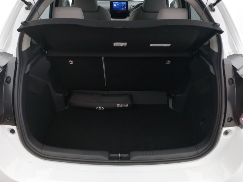 Used Toyota Yaris 2023 for sale - 76471570: Photo 8