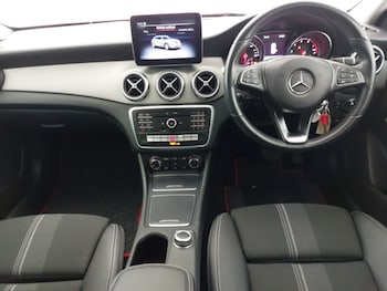 Used Mercedes-Benz GLA 2020 for sale - 79557788: Photo