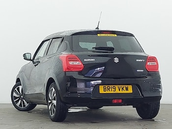 Used Suzuki Swift 2019 for sale - 75939761: Photo