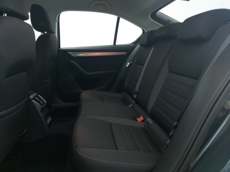 Used Skoda Octavia 2017 for sale - 76282252: Photo 6