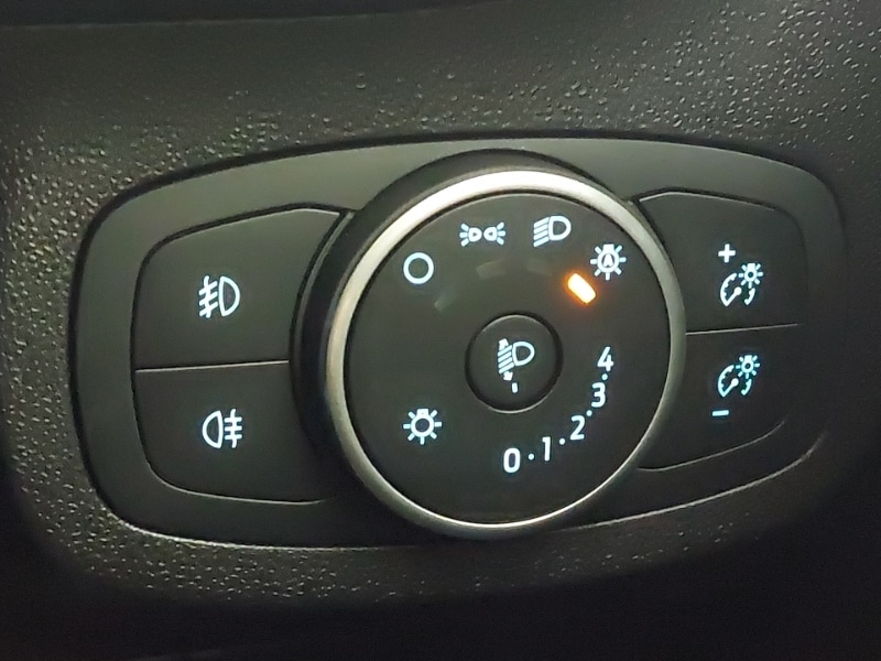 Used Ford Fiesta 2017 for sale - 76560488: Photo 17