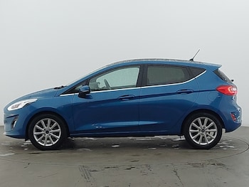 Used Ford Fiesta 2017 for sale - 76560488: Photo
