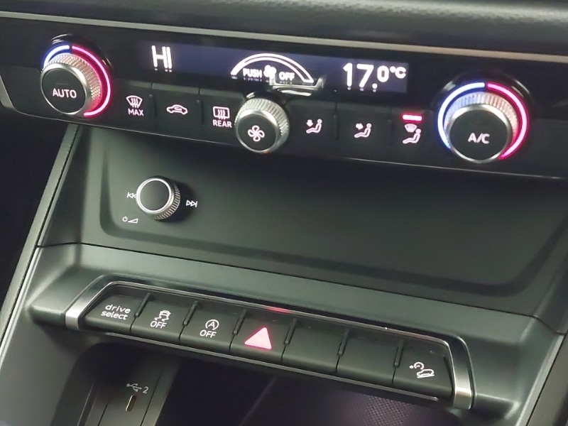 Used Audi Q3 2019 for sale - 76583500: Photo 16