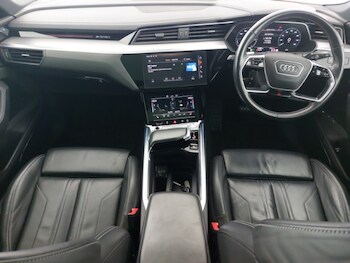 Used Audi e-tron 2020 for sale - 76822385: Photo
