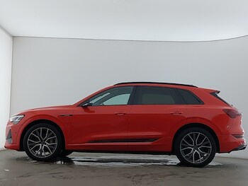 Used Audi e-tron 2020 for sale - 76822385: Photo