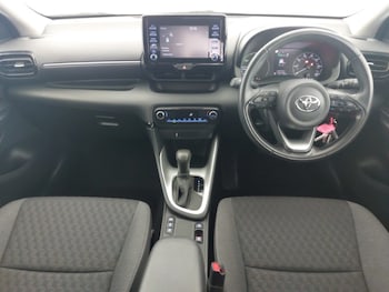 Used Toyota Yaris 2023 for sale - 79343094: Photo
