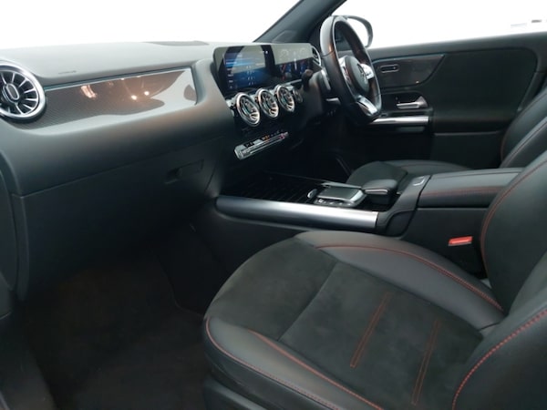 Used Mercedes-Benz GLA 2022 for sale - 76309182: Photo 5