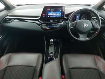 Used Toyota C-HR 2017 for sale - 75049674: Photo