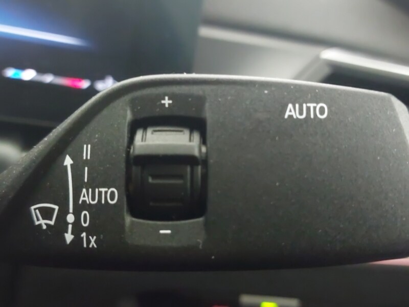 Used BMW 3 Series 2024 for sale - 76155780: Photo 18