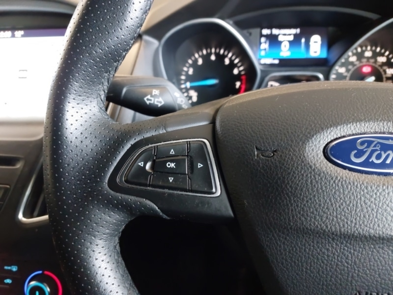 Used Ford Focus 2017 for sale - 77856233: Photo 10