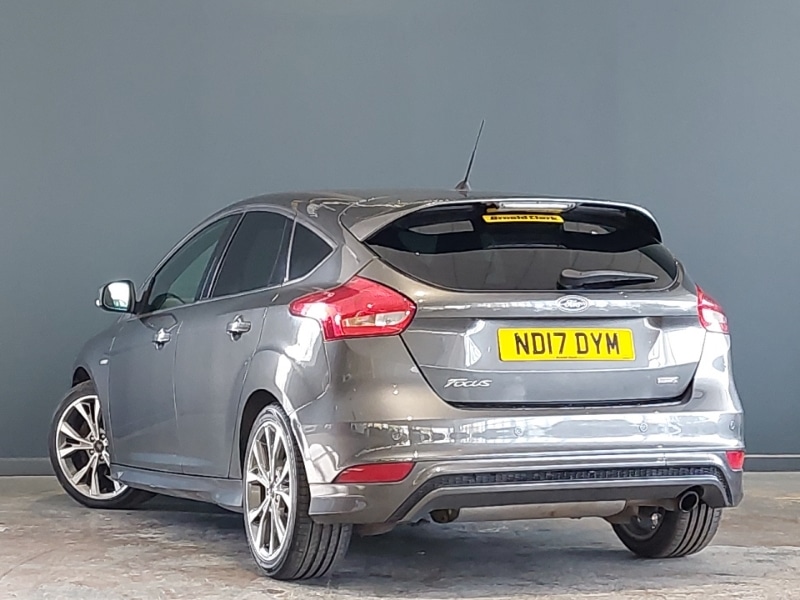 Used Ford Focus 2017 for sale - 77856233: Photo 3