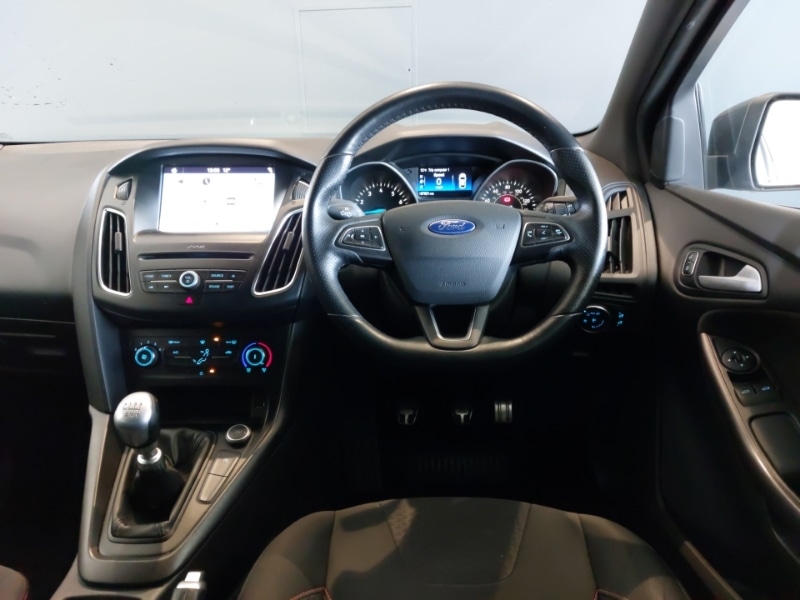 Used Ford Focus 2017 for sale - 77856233: Photo 7