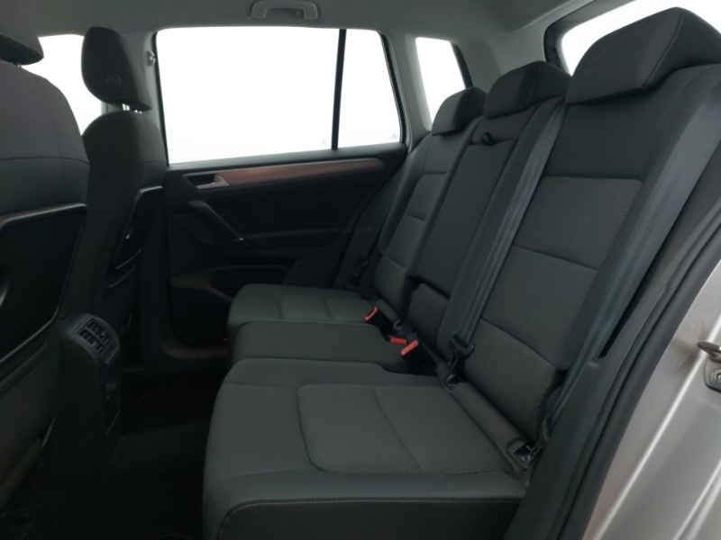 Used Volkswagen Golf SV 2016 for sale - 77522730: Photo 6