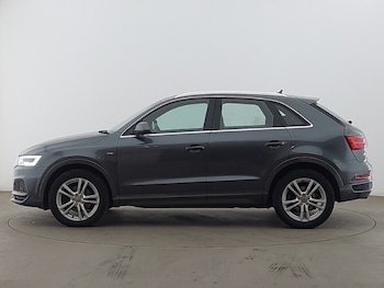 Used Audi Q3 2018 for sale - 75657111: Photo
