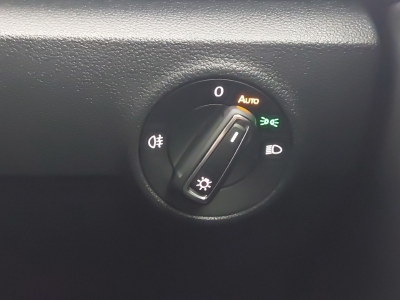 Used Volkswagen T-Roc 2025 for sale - 77047340: Photo 13