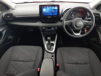 Used Toyota Yaris 2024 for sale - 79031387: Photo