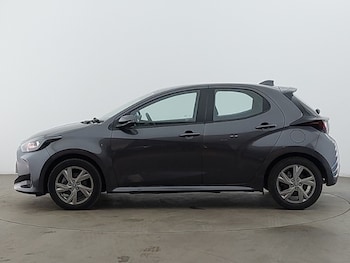 Used Toyota Yaris 2024 for sale - 79031387: Photo