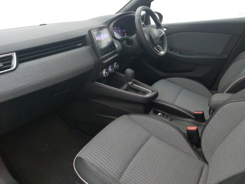 Used Renault Clio 2025 for sale - 76120971: Photo 5
