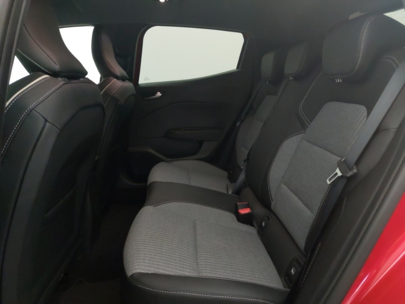 Used Renault Clio 2025 for sale - 76120971: Photo 6