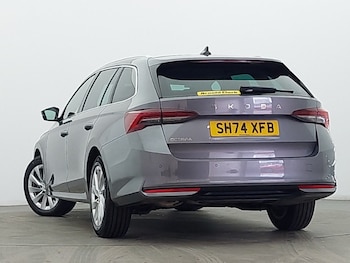 Used Skoda Octavia 2024 for sale - 75939740: Photo