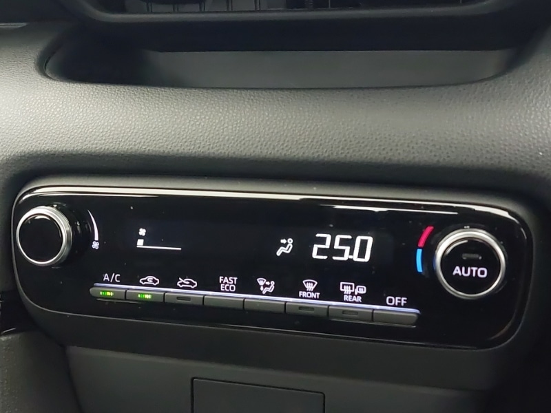 Used Toyota Yaris 2024 for sale - 78126077: Photo 15